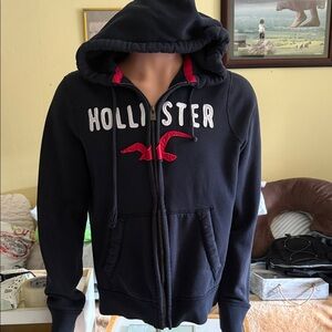 Men’s black HOLISTER HOODIE SIZE XL